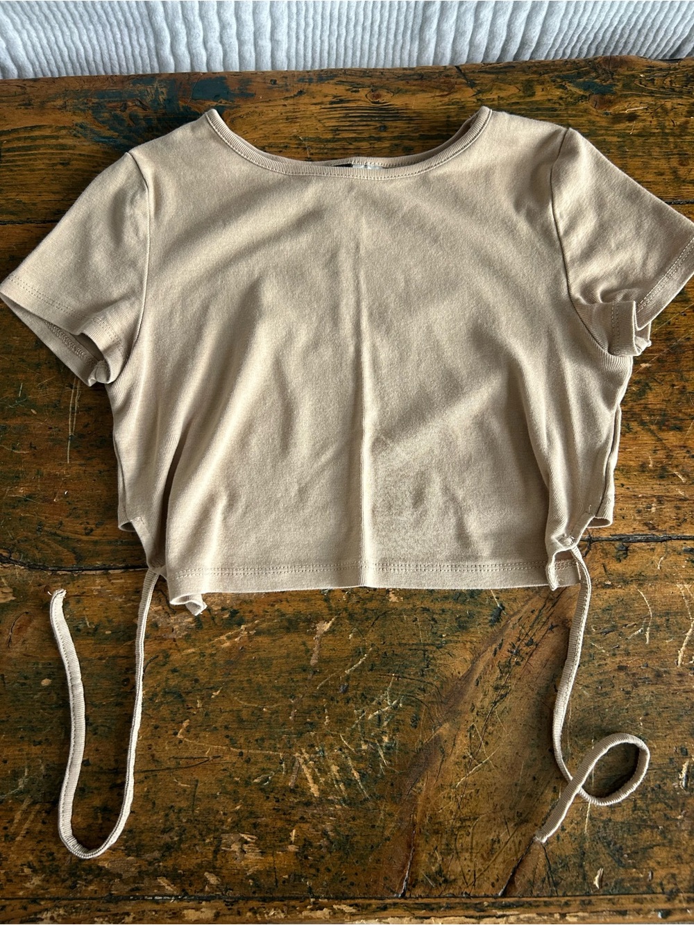 Divided Beige Drawstring Cropped Tee